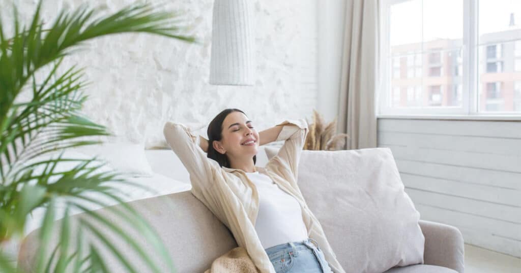 10 Summer Essential Oil Blends for Diffuser at Home 24 beach-breeze-at-home
