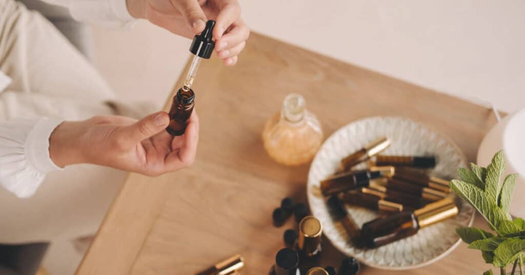 10 Summer Essential Oil Blends for Diffuser at Home 33 diy-essential-ol-blends