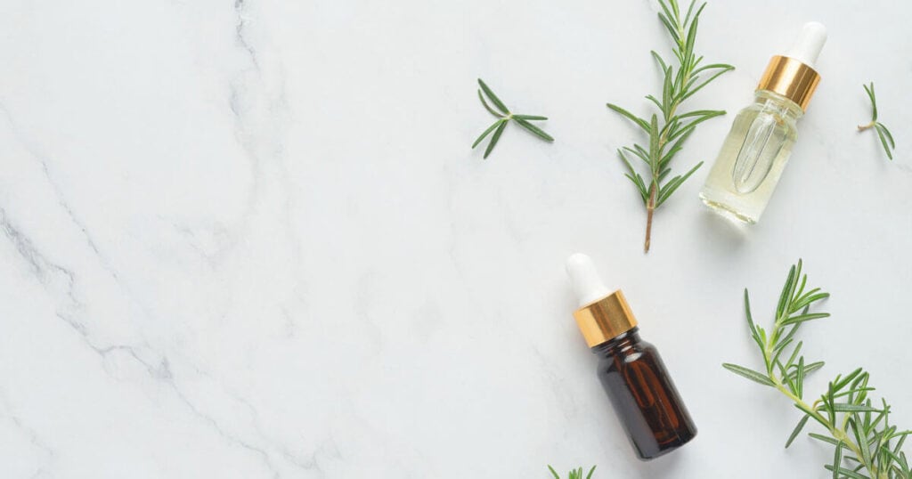 10 Summer Essential Oil Blends for Diffuser at Home 29 herb-garden-fresh-essential-oil-blend