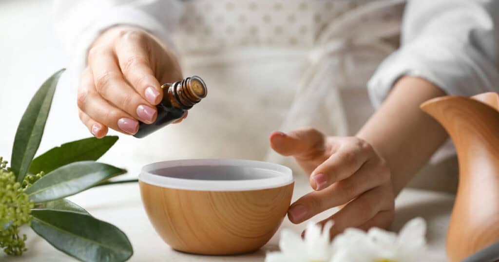 7 Best Blue Tansy Essential Oils for a Fresh and Clean Home 22 diluting essential oil in diffuser
